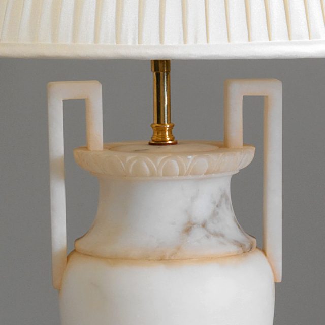 Настольная лампа VAUGHAN Amalfi Alabaster Urn Table Lamp