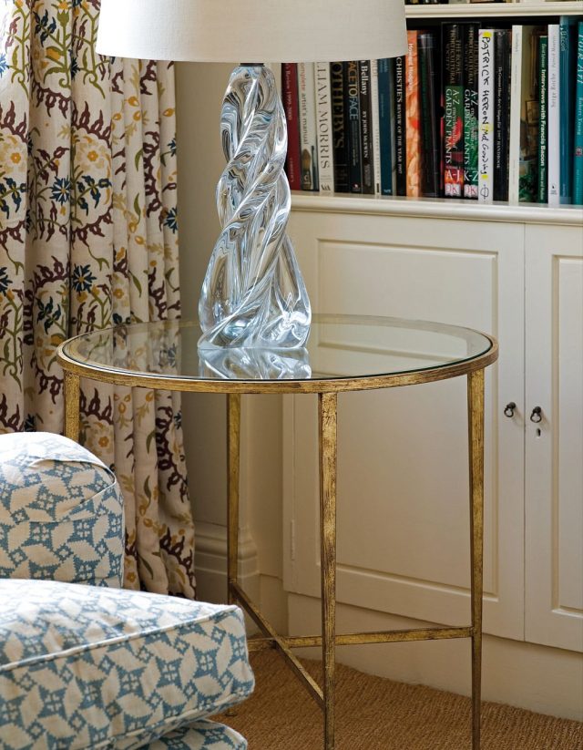 Настольная лампа VAUGHAN Biarritz Column Table Lamp