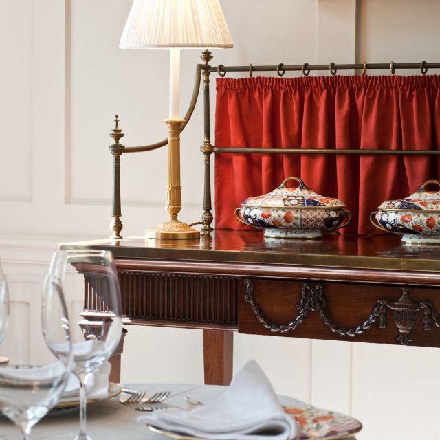 Настольная лампа VAUGHAN Bourges Candlestick Table Lamp