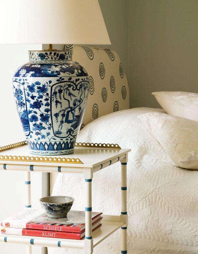 Настольная лампа VAUGHAN Imari Vase