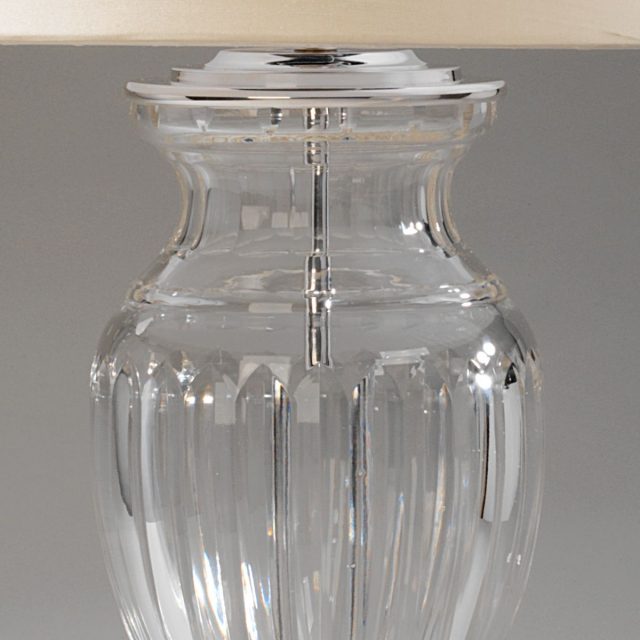 Настольная лампа VAUGHAN Lilford Glass Urn Table Lamp