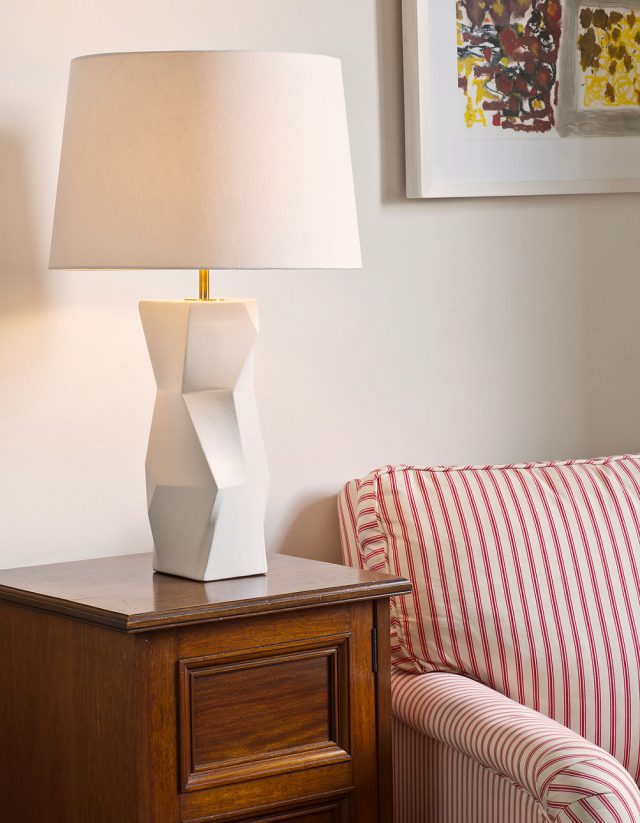 Настольная лампа VAUGHAN Longton Faceted Table Lamp
