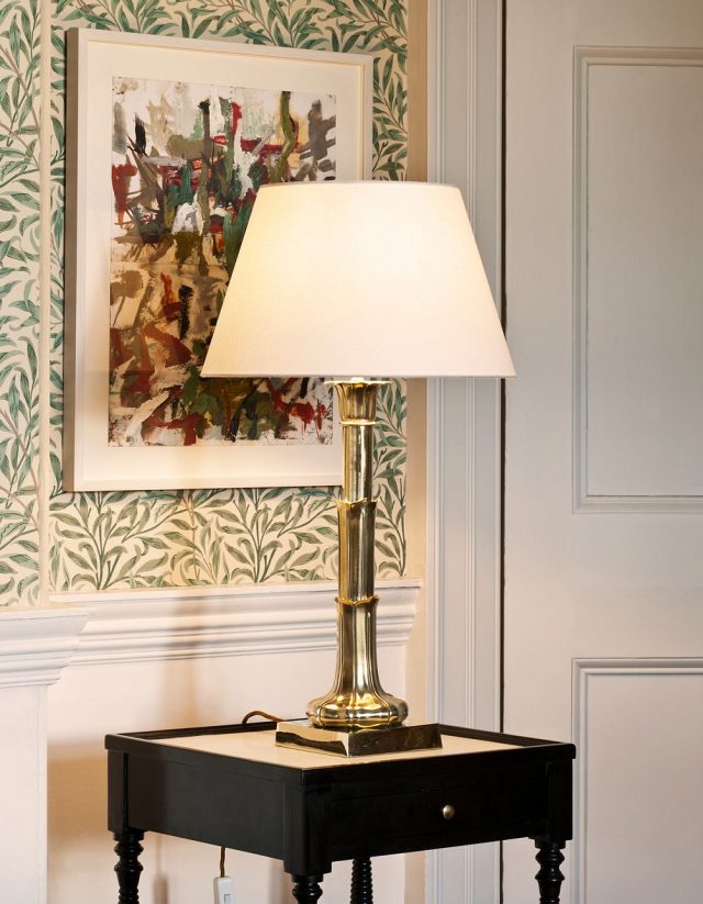 Настольная лампа VAUGHAN Lotus Leaf Table Lamp