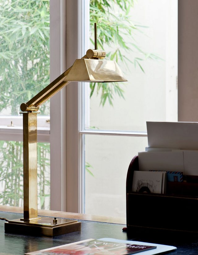 Настольная лампа VAUGHAN Oxford Desk Lamp