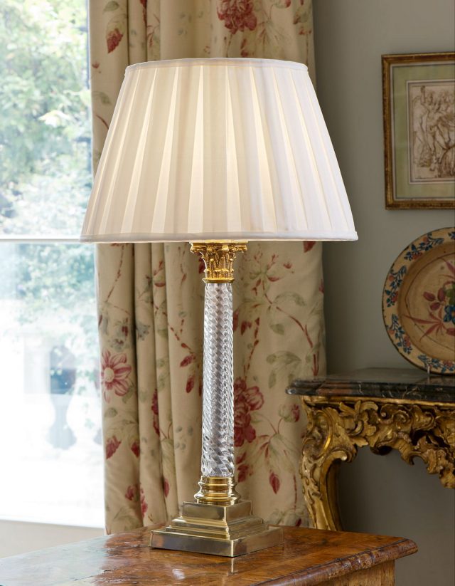Настольная лампа VAUGHAN Twisted Glass Column