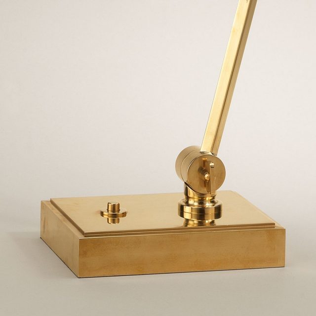 Настольная лампа VAUGHAN York Desk Lamp